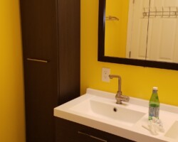 Hanging cabinets for easy cleaning.