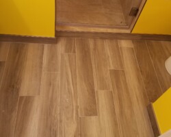 Wood looking floor tiles.
