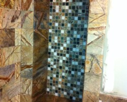 Deep niche next to jacuzzi.