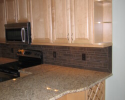 Interesting pattern of tile backsplash.
