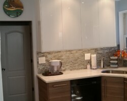Complete kitchen remodeling. Everything new except floor.
