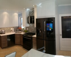 Complete kitchen remodeling. Everything new except floor.