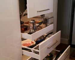 Complete kitchen remodeling. Everything new except floor.