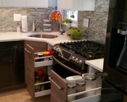 Complete kitchen remodeling. Everything new except floor.